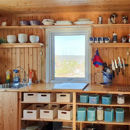 Nature-close In Tranquil Mountain Area *