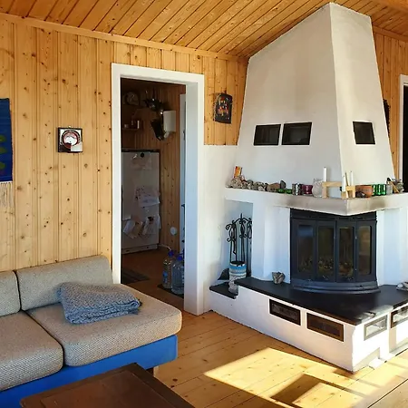 Nature-close In Tranquil Mountain Area *